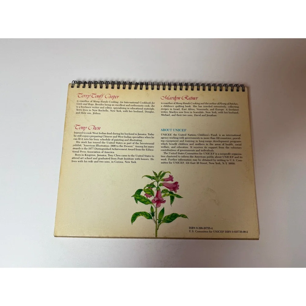 Many Friends Cooking An International Cookbook‎ For Boys & Girls